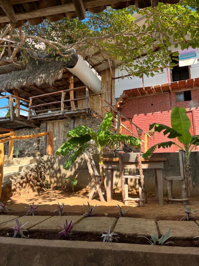 Monkey House Hostel Tola Exterior photo