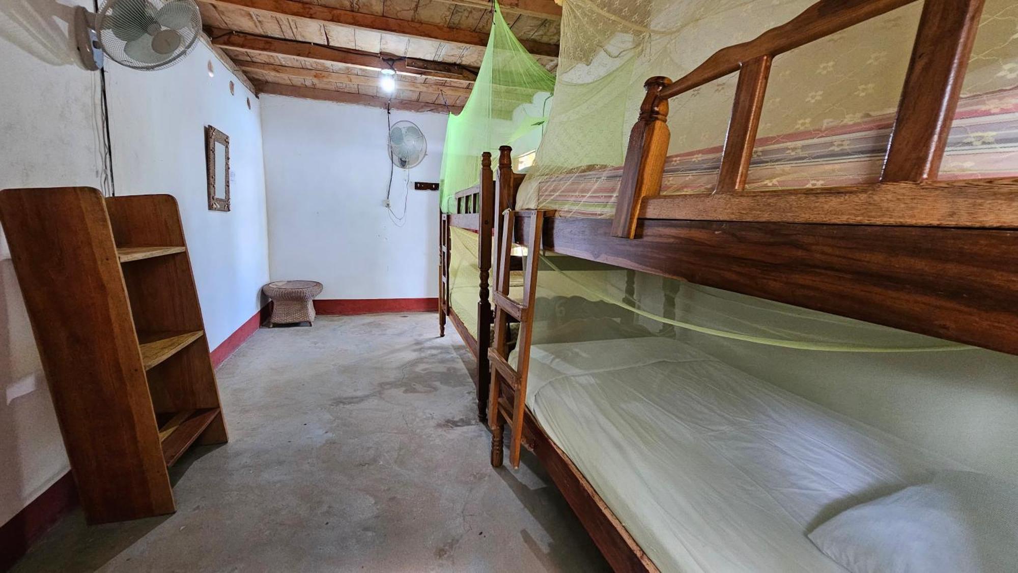 Monkey House Hostel Tola Exterior photo