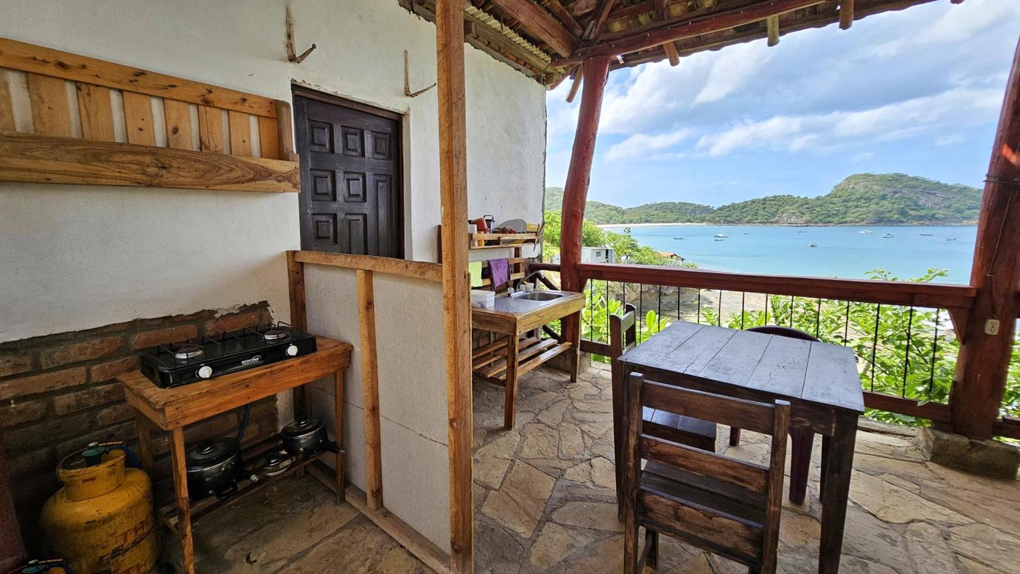 Monkey House Hostel Tola Room photo